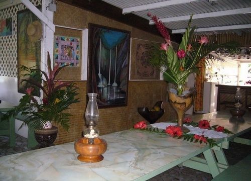 Bonjouir Lodge Paradise Teahupoo Esterno foto